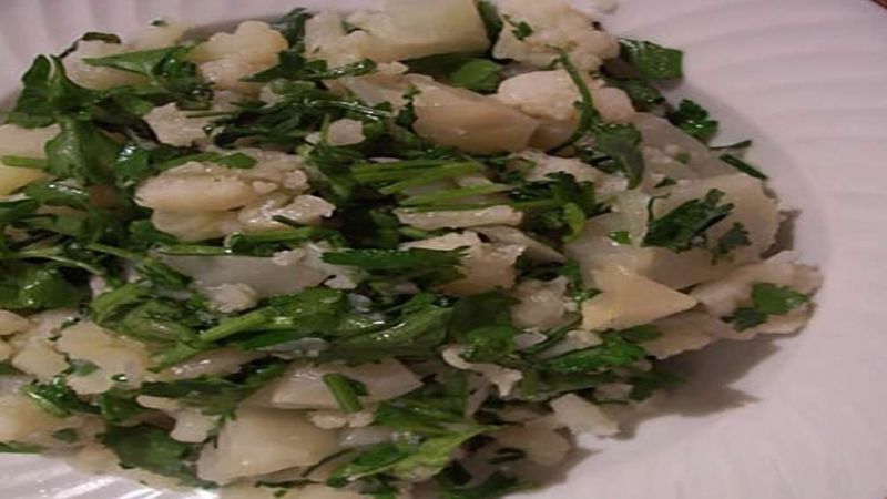 Ispanaklı Karnabahar Salatası Tarifi